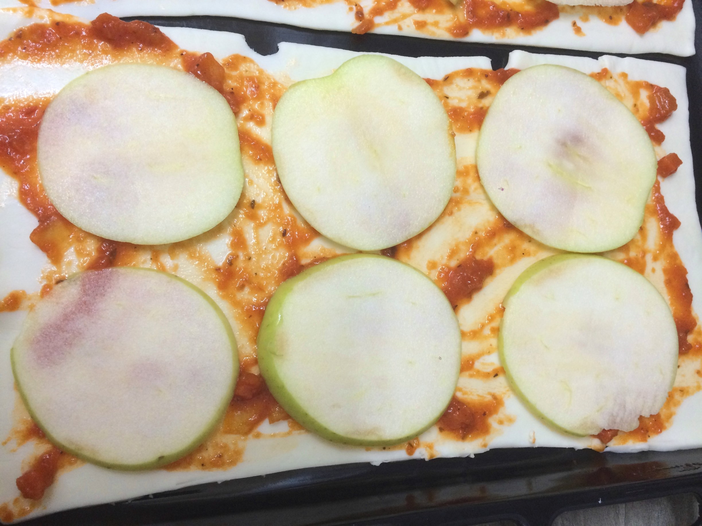 coca de manzana, jamón y manzana (12).JPG