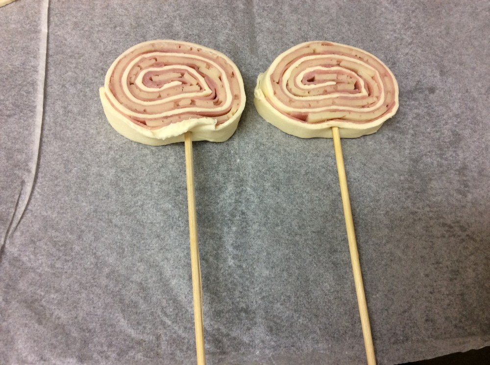 piruletas de jamón y queso (6).JPG